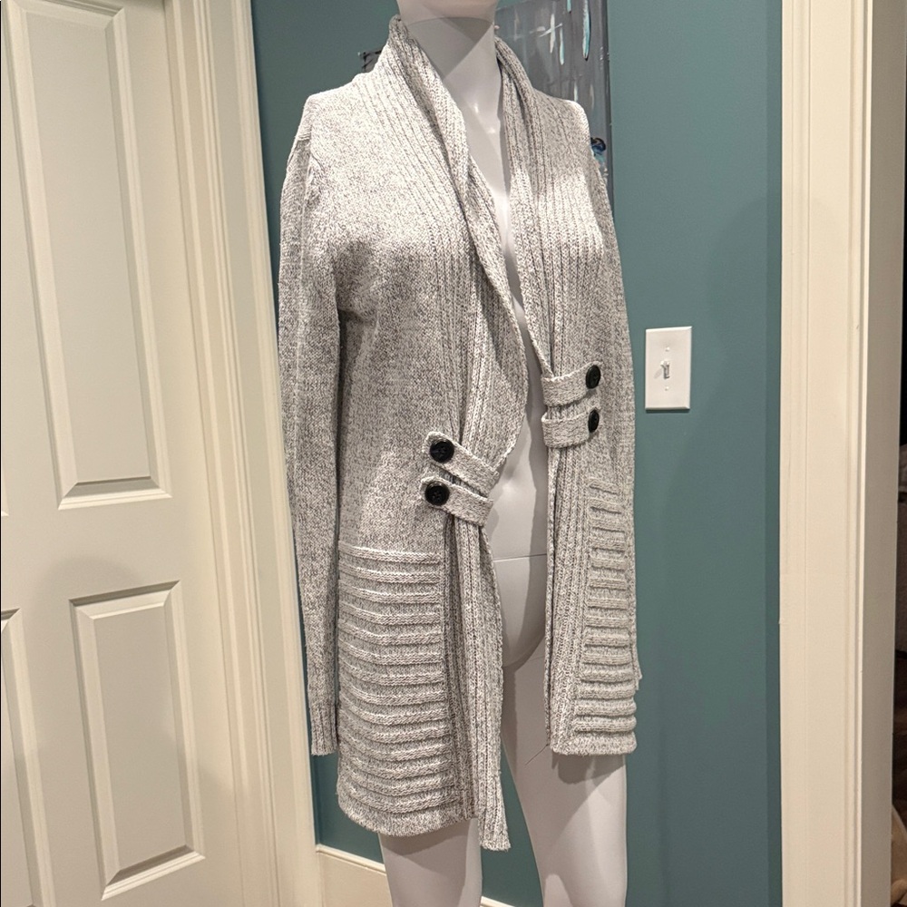 Elegant Gray Knit Women's Cardigan
